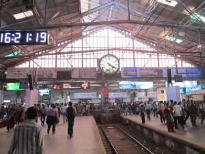 insideViktoria station